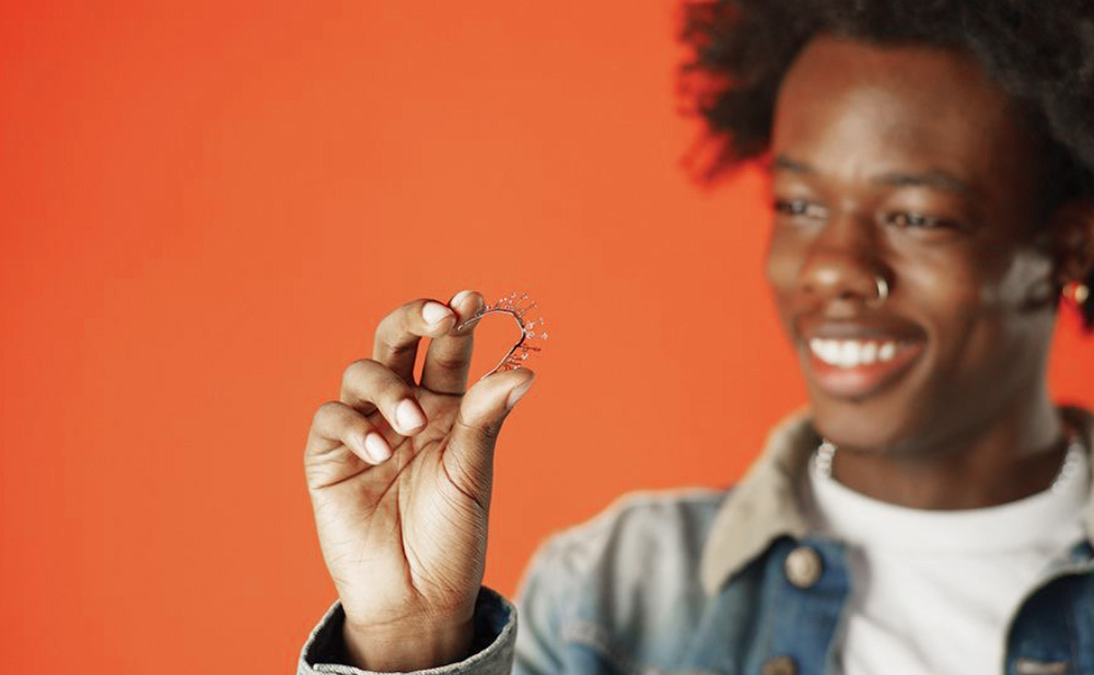 New Brava Teeth Straightening Solution Features Independent Mover Technology for Teens and Adults